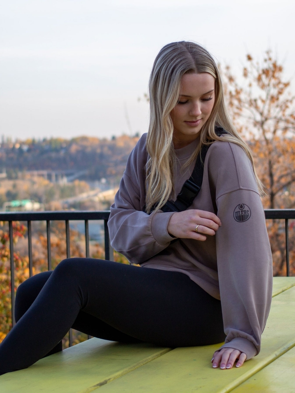 Edmonton Oilers Women's lululemon Perfectly Oversized Cropped Crew Sweater